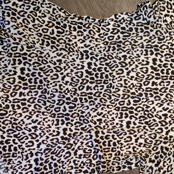Animal Print Womens Dress Shirt - Picture 2 of 4